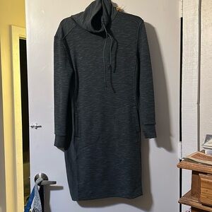 Prana, blue long-sleeve dress, with pockets.